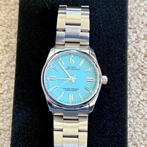 BUREI Women’s Stainless Steel Quartz Watch Blue Dial – Box & Extra Links